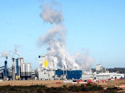 la justicia apuro un informe sobre la contaminacion de botnia la justicia apuro un informe sobre la contaminacion de botnia