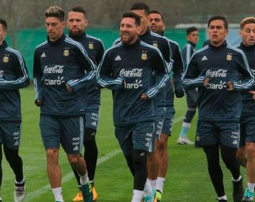 Un jugador de la Superliga dio detalles de un cruce que tuvo con Messi en la Selección