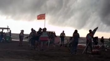 temporada complicada: temporal de viento y lluvia azoto la costa atlantica temporada complicada: temporal de viento y lluvia azoto la costa atlantica