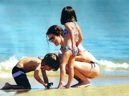las vacaciones de dolores fonzi con sus hijos en punta del este las vacaciones de dolores fonzi con sus hijos en punta del este