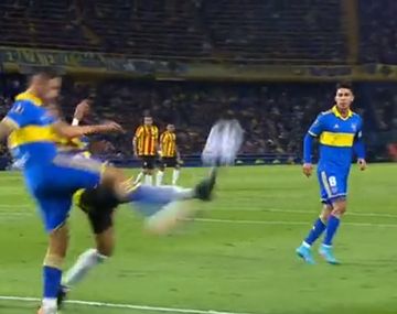 Polémica en la Bombonera: ¿era penal para Deportivo Pereira?