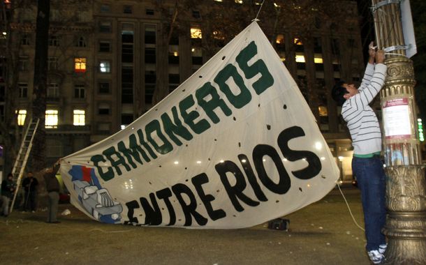 El Gobierno toma distancia de las amenazas de Moyano por la seguridad