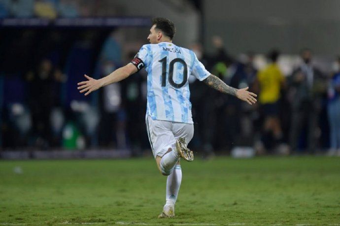 VIDEO: El golazo de tiro libre de Lionel Messi