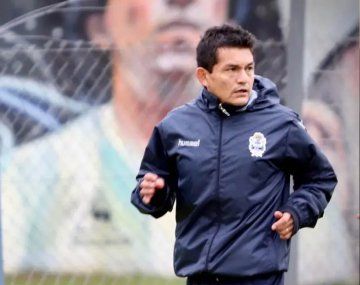 Gimnasia sumó una estrella y se le lesionó: el Pulga Rodríguez y quedó descartado para su debut