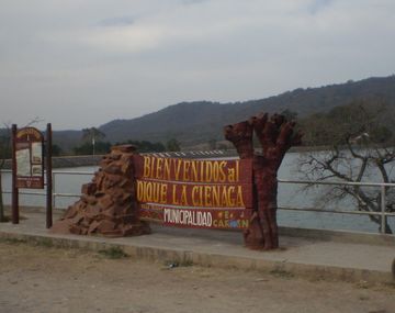 El cuerpo fue hallado en el canal que une los diques La Ciénaga y Las Maderas