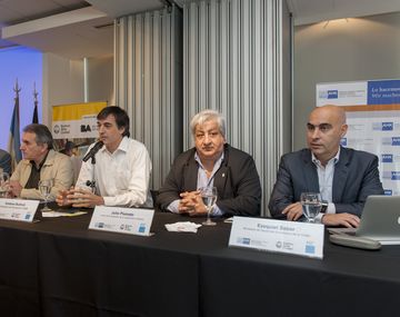 El moyanismo y el macrismo ya se muestran juntos