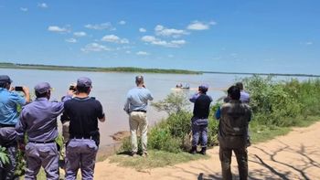 estremecedor hallazgo en chaco: pescadores encontraron un cuerpo flotando en el rio estremecedor hallazgo en chaco: pescadores encontraron un cuerpo flotando en el rio