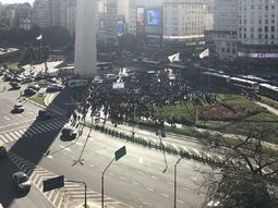 Caos de tránsito en el Obelisco por un piquete Caos de tránsito en el Obelisco por un piquete