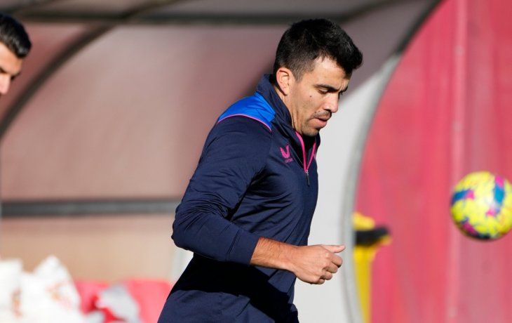 El Huevo Acuña ya decidió qué hará con la pubalgia en su regreso a Sevilla