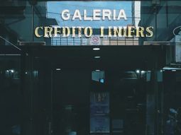 Cierre de comercios por la crisis económica: fue la galería más grande de Sudamérica y ahora está semivacía