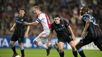 manchester city cayo en holanda y quedo al borde de la eliminacion manchester city cayo en holanda y quedo al borde de la eliminacion