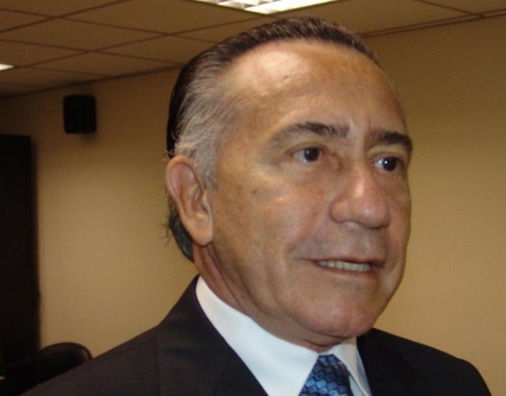 Paraguay Lino Oviedo murió en un accidente aéreo