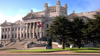 lacalle pou ante el parlamento: 5 claves de la rendicion de cuentas lacalle pou ante el parlamento: 5 claves de la rendicion de cuentas