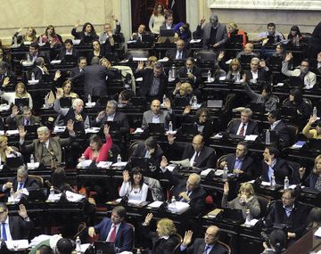 {altText(,Aprueban leyes para aplicar el #NuevoCPP)}