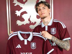 alejandro garnacho fue presentado en aston villa: sera companero del dibu