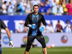 la marca que busca alcanzar dibu martinez con la seleccion argentina la marca que busca alcanzar dibu martinez con la seleccion argentina