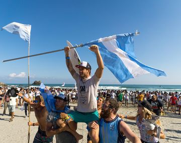 En septiembre fue campeón del Mundial ISA en Japón y consiguió el pasaje a los Panamericanos de Lima