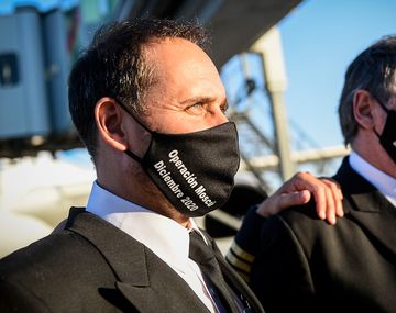 El emotivo audio entre los pilotos y la torre de control en el vuelo de Aerolíneas a Rusia