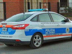 Mataron a la perra de sus vecinos, los amenazaron, agredieron a policías y están detenidos