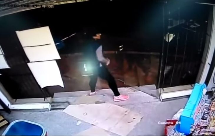 Comerciante resiste a golpes un asalto 