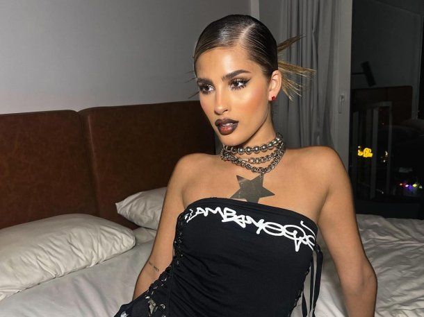 Camila Camarda, la hermana de Julieta Poggio, marcó tendencia con su microbikini tostada junto a su novia