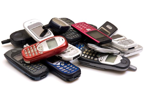 Celulares antiguos alcanzan precios millonarios: los modelos más buscados por coleccionistas