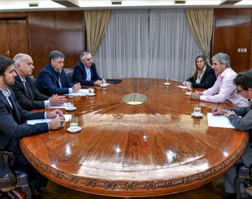Caputo se reunió con Jorge Macri y le prometió reponer los fondos de Coparticipación