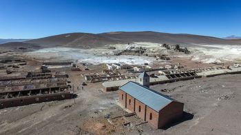 El pueblo minero con una histórica mina de azufre que fue abandonada El pueblo minero con una histórica mina de azufre que fue abandonada