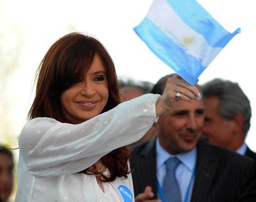CFK agradeció los saludos por su cumpleaños a través de su cuenta de Twitter