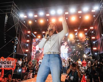 Elecciones bajo tensión en Perú: demoras y un recuento que mantiene el final abierto