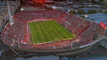 el duro comunicado de huracan por el partido ante river: jugar sin publico no es una opcion el duro comunicado de huracan por el partido ante river: jugar sin publico no es una opcion
