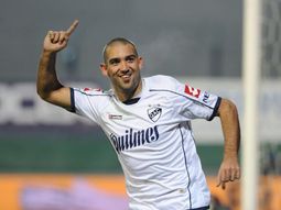 insultos entre dirigentes por la contratacion de cauteruccio insultos entre dirigentes por la contratacion de cauteruccio