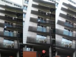 El nene que colgaba del balcón se quedó solo porque su papá jugaba al Pokemon Go