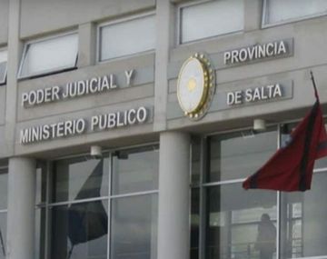 Condenan a profesor de matemática por tocamientos indebidos a tres alumnas