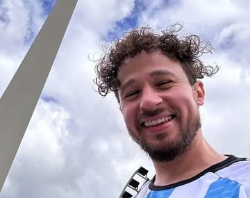 Luisito Comunica llegó a Buenos Aires y protestó por el dólar