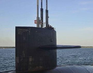 Una cámara oculta graba a mujeres oficiales en las duchas de un submarino