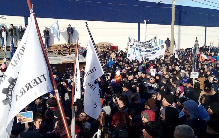 Levantaron el paro en Tierra del Fuego tras lograr un acuerdo