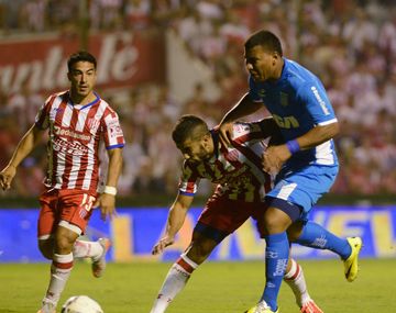 Racing le ganó a Unión en un partidazo a puro gol 