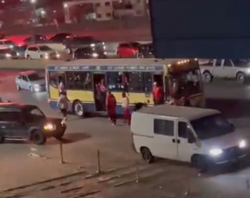 Así comenzó la pelea entre hinchas de River y Racing