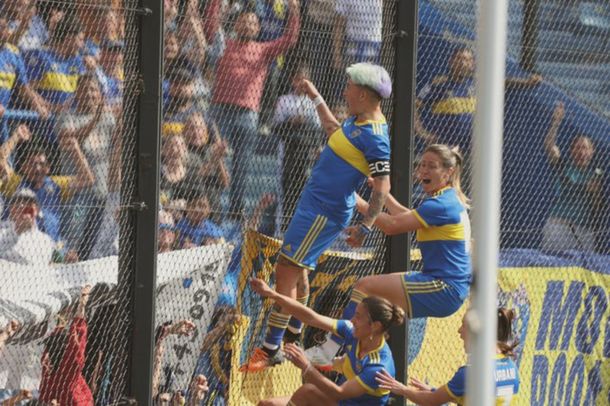 Ante un marco histórico, Boca se consagró bicampeón del Torneo Femenino de AFA