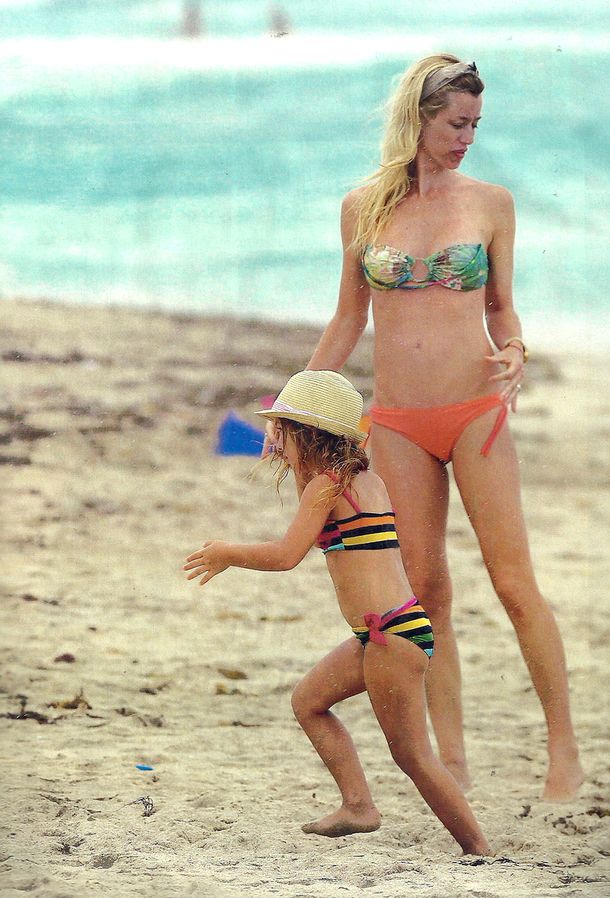 Nicole Neumann impactó con sus curvas en Miami