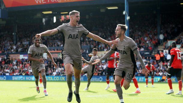 El Tottenham del Cuti Romero derrotó a Luton y es puntero