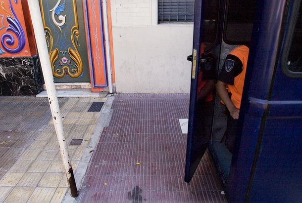 Indemnizan a un vigilador que sufría estrés por trabajar una pequeña garita