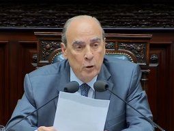 Guillermo Francos brinda su informe de gestión en medio del escándalo por presuntas coimas