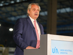 De la pobreza se sale con empresarios que invierten, dan trabajo y generan empleo