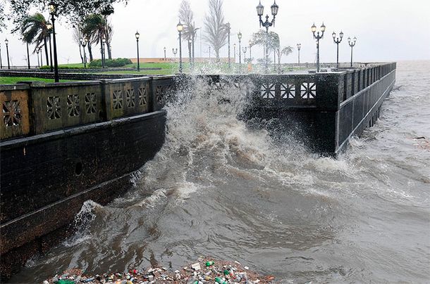 Rige alerta por vientos intensos para todo el Río de la Plata
