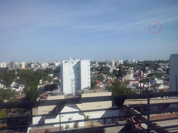 ¿Un OVNI en Villa Urquiza? Siempre veo cosas raras, denunció una vecina