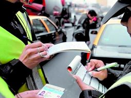 Multas: el descuido común de muchos conductores que puede costar hasta $84.000