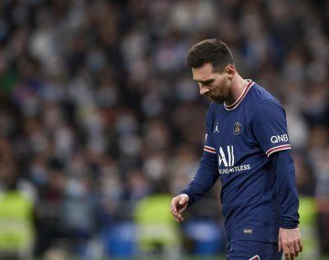 El divorcio de Messi con los franceses es total: ahora lo ridiculizaron con una caricatura