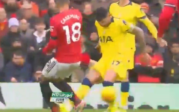 El planchazo por el que el Cuti Romero vio la roja en Manchester United vs. Tottenham